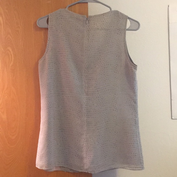 Banana Republic blouse - Picture 2 of 3